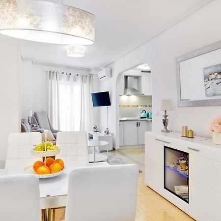 Almudena Playa Del Cura En Torrevieja Apartment Exterior photo